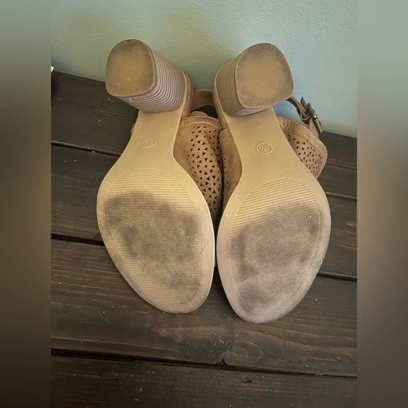 Universal Thread open toe block heel - Picture 3 of 4